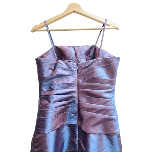 Bill Levkoff Iridescent Purple Formal Gown, Size Small - Picture 4 of 15